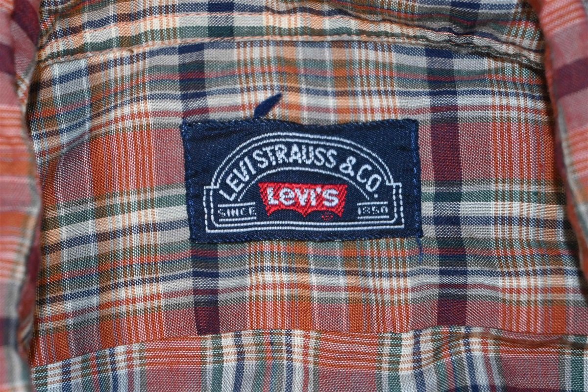 90s Levi's Brown Green Plaid Button Down Shirt Large product image 4