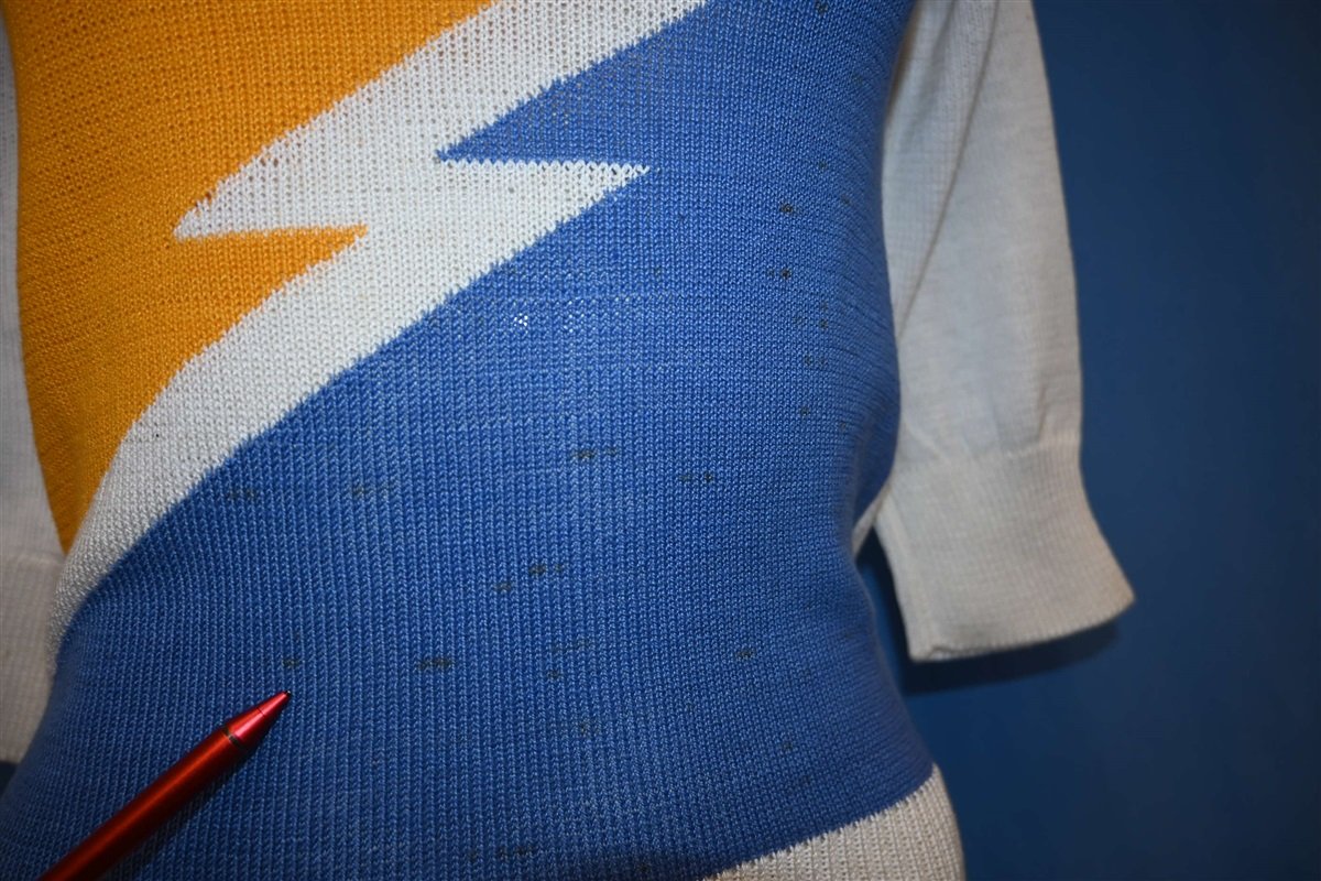 80s PAP Lightning Bolt Deadstock Sweater Women's Extra Small
