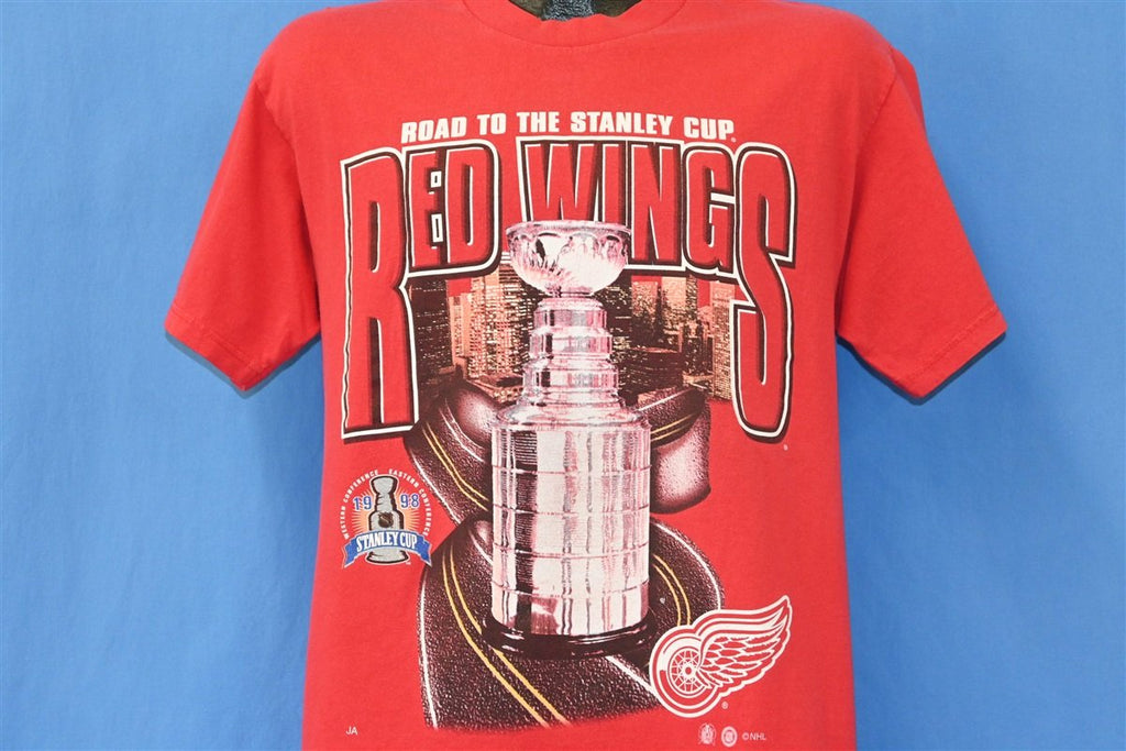90s Detroit Red Wings Road to the Stanley Cup t-shirt Medium