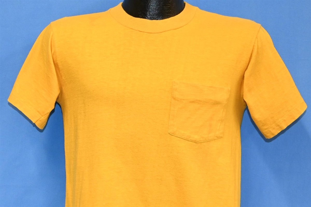 70s Class of 1980 Roach Iron On Yellow Pocket t-shirt Small product image 3