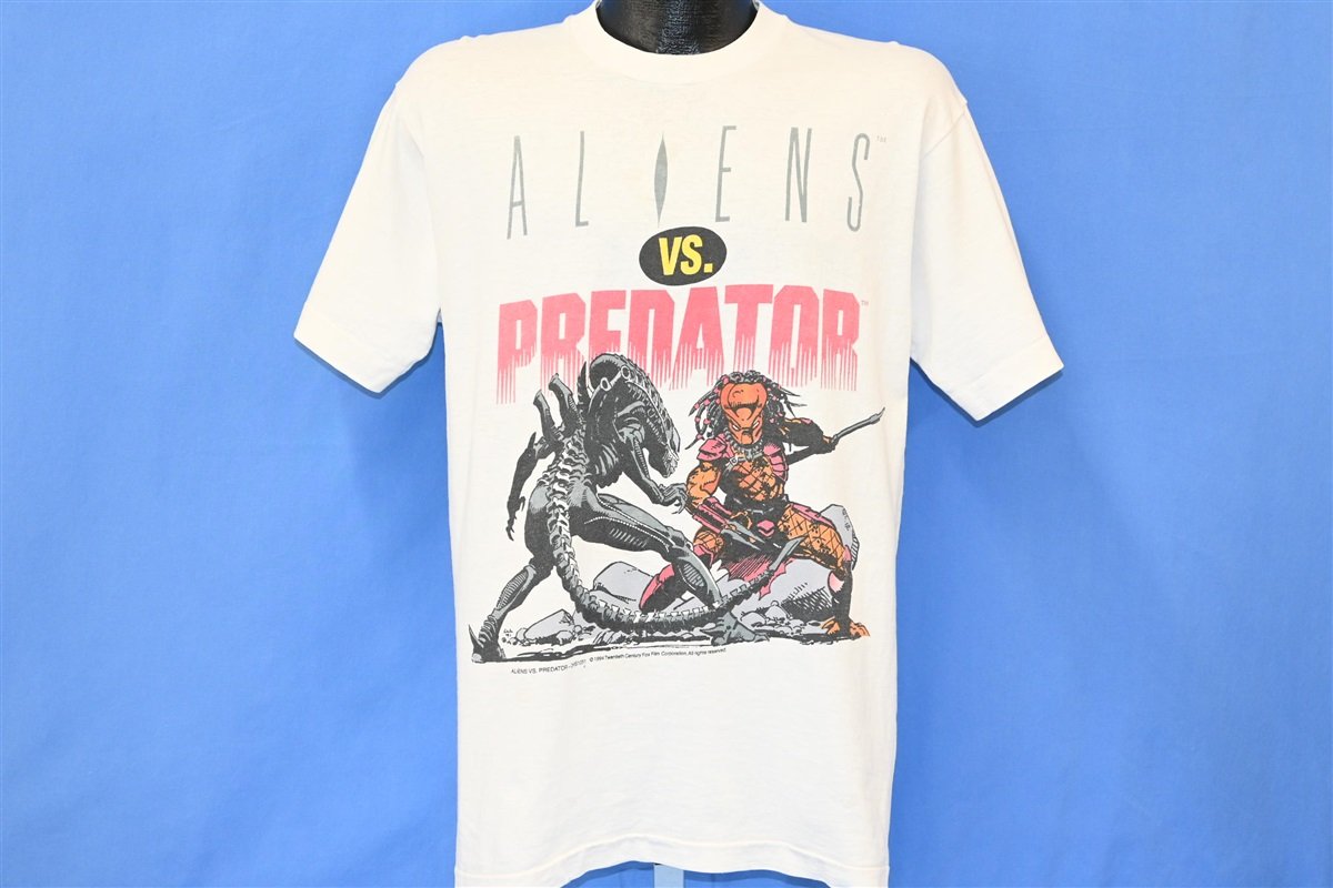 90s Aliens vs Predator Comics Chris Warner 1994 t-shirt product image 2