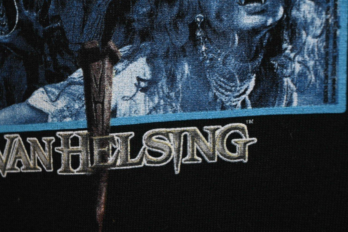 Y2K Van Helsing Dracula's Brides Carl's Jr t-shirt Medium product image 3