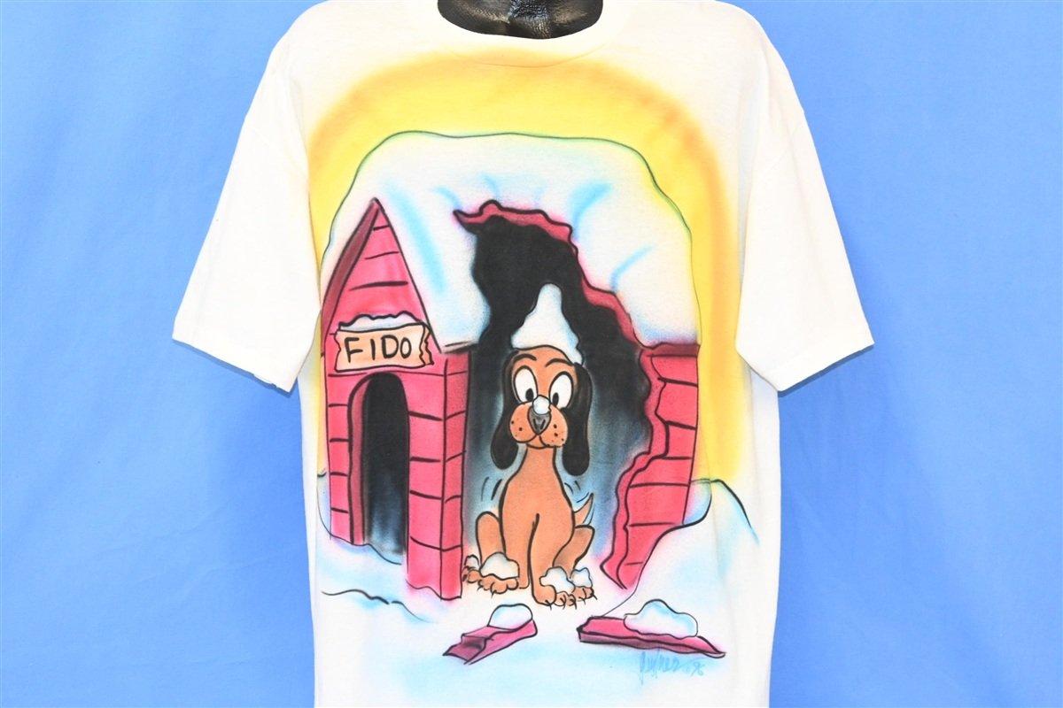90s Airbrushed Doghouse Snowstorm Funny t-shirt Extra Large product image 1
