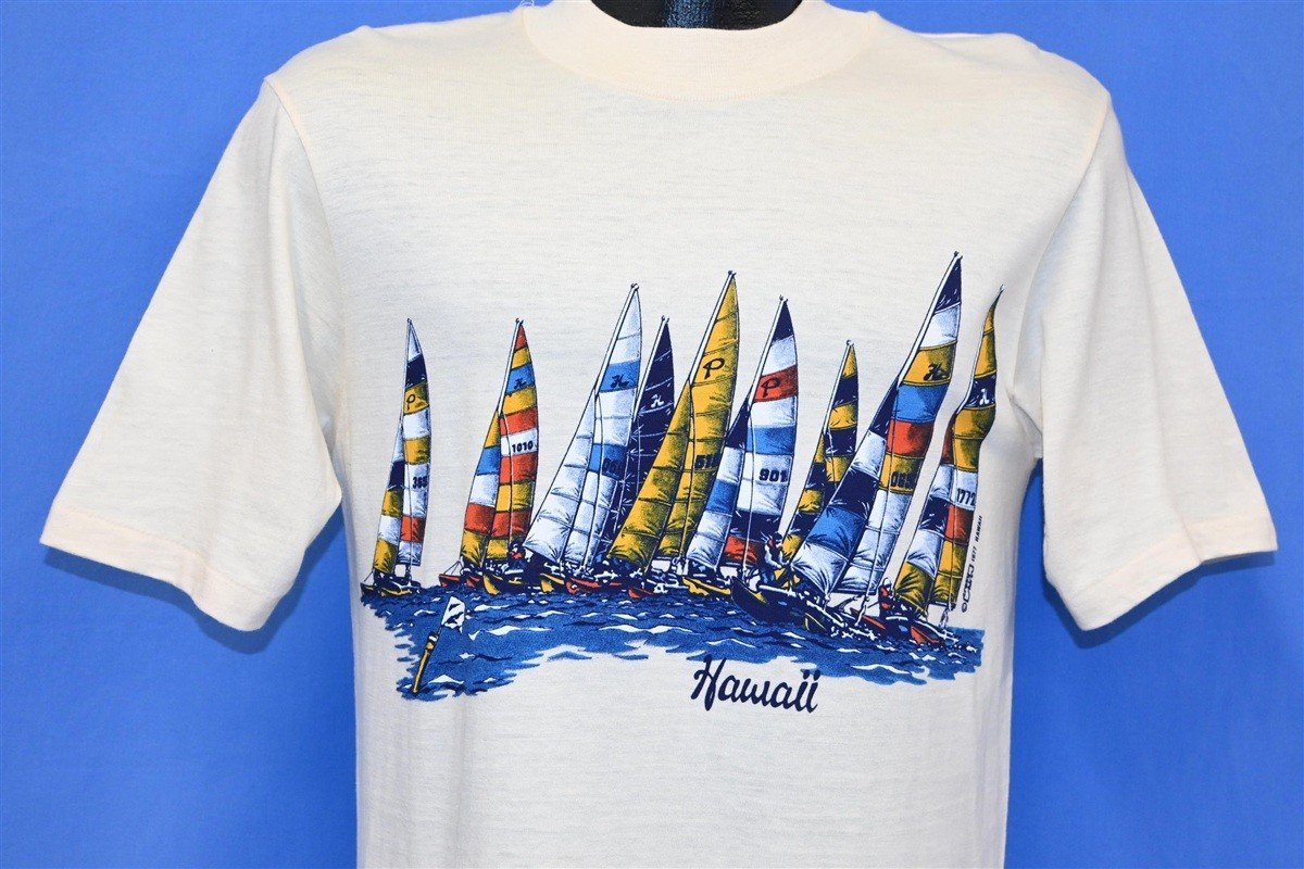 70s Hawaii Sailboat Sailing Crazy Shirts t-shirt Medium product image 1