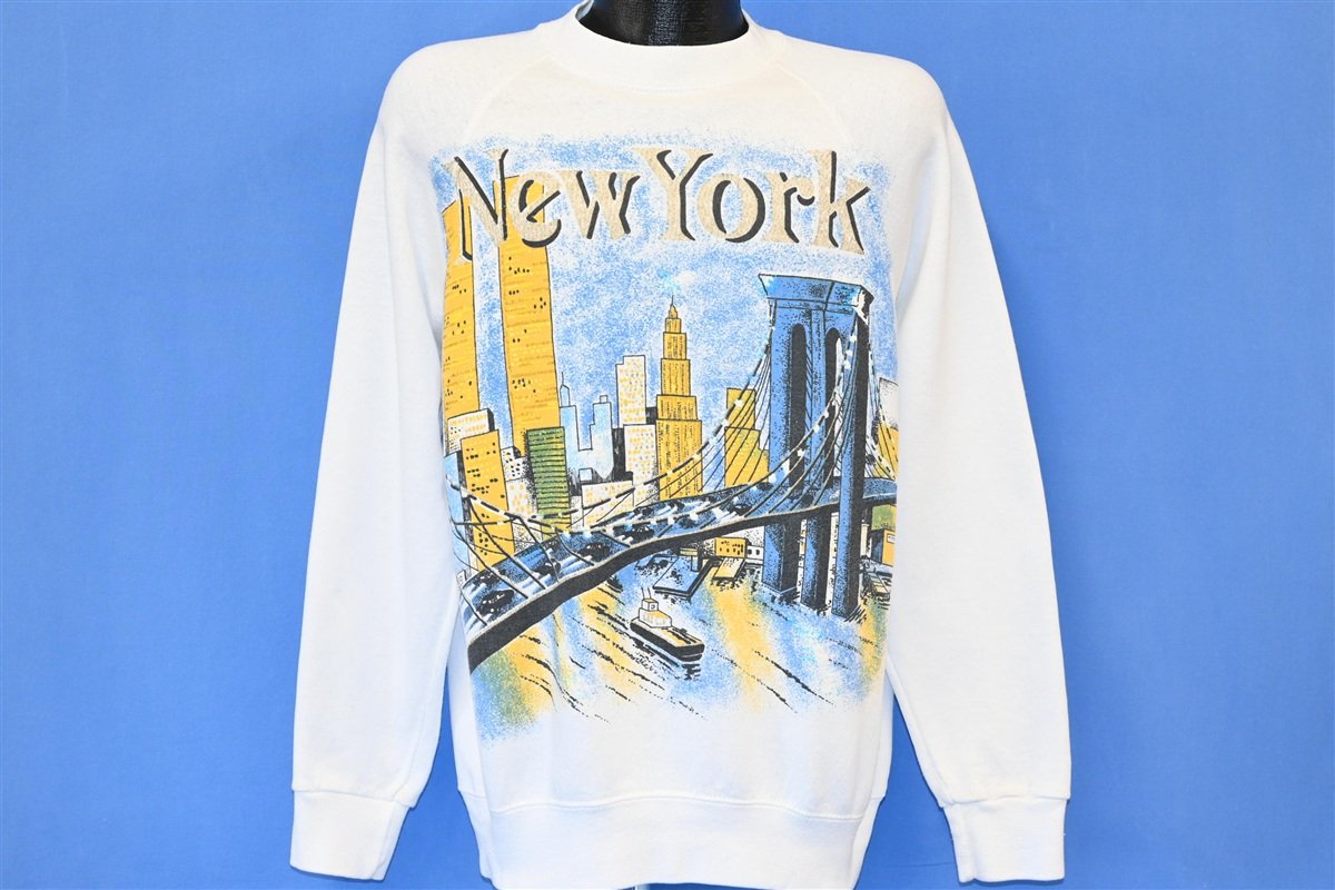 90s New York City Old NYC Skyline Glitter Sweatshirt Medium product image 2