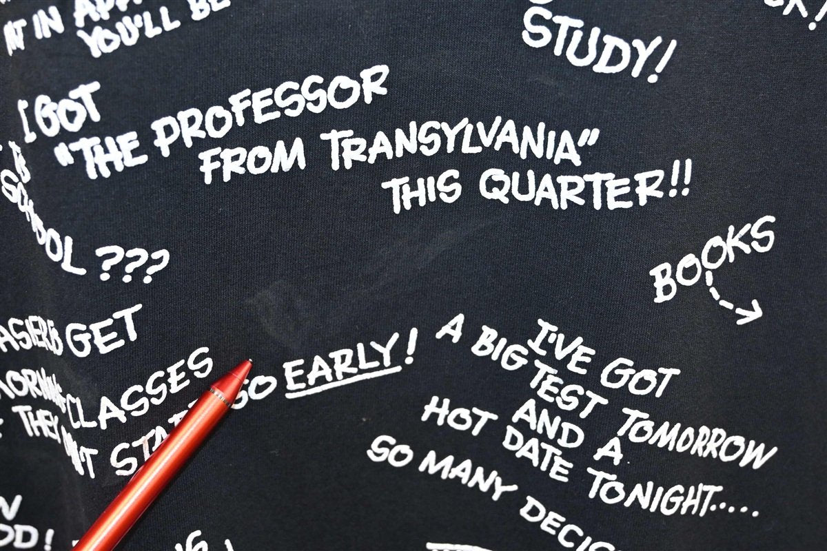 90s Campus Life Funny College Puffy Paint t-shirt Extra product image 5