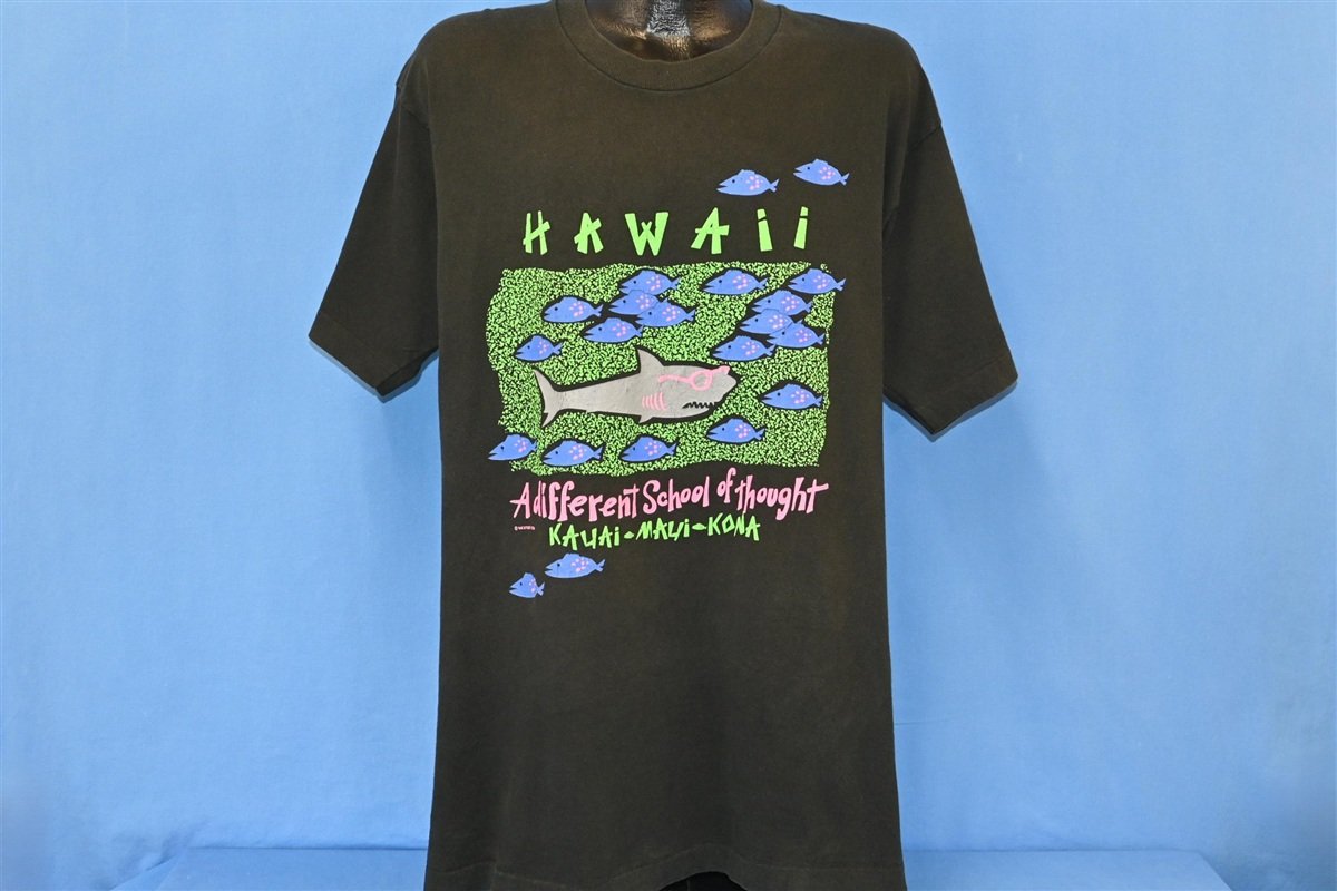 90s Hawaii Different School Shark Sunglasses t-shirt Extra product image 2