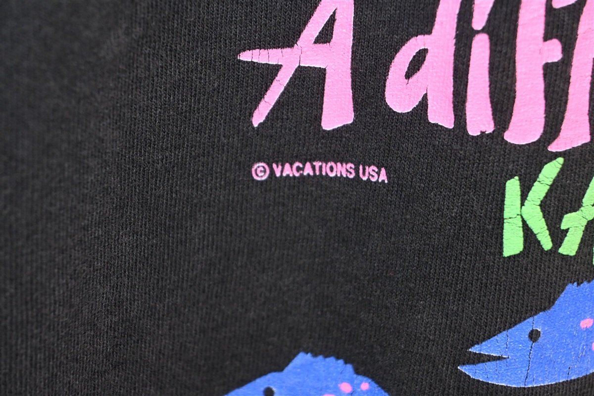 90s Hawaii Different School Shark Sunglasses t-shirt Extra product image 3